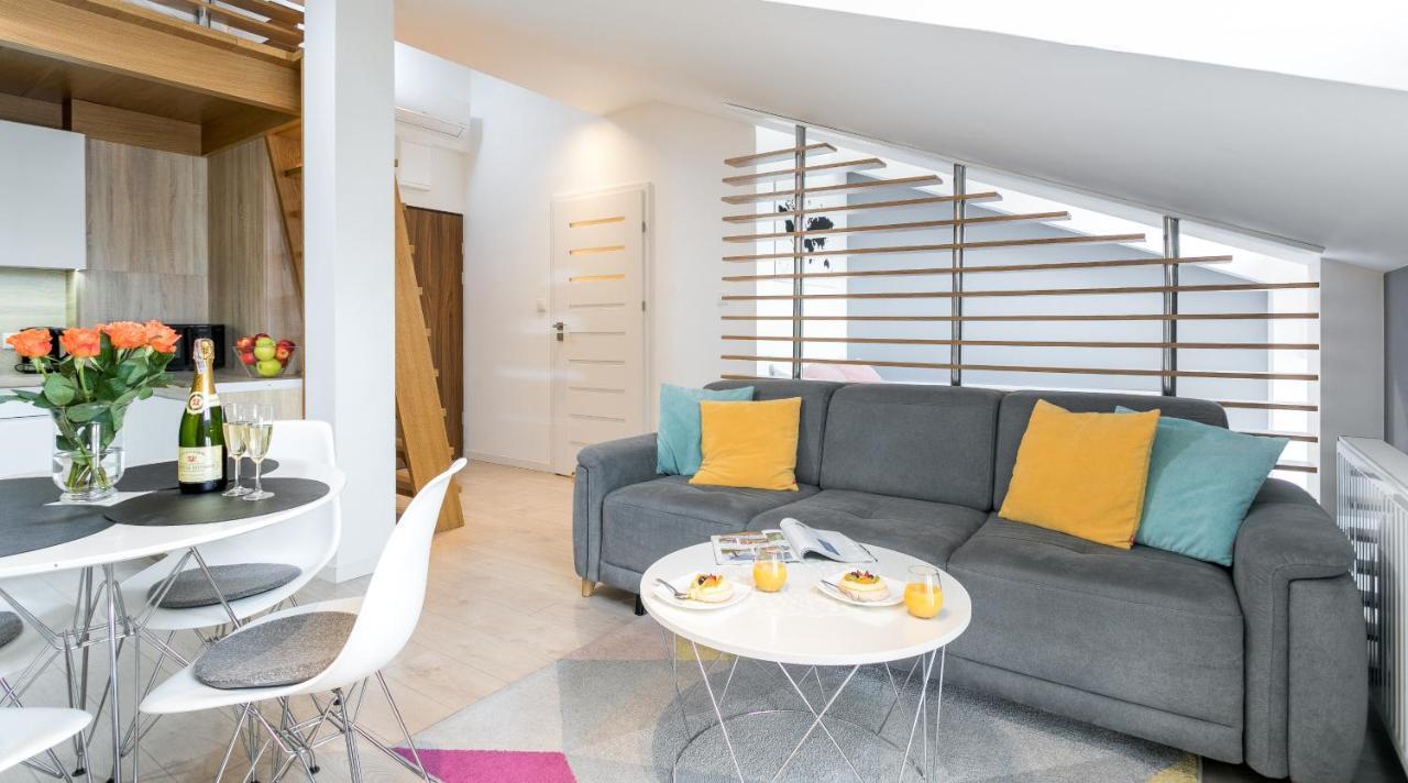 Topolowa Apartment, Next To Main Station Krakau